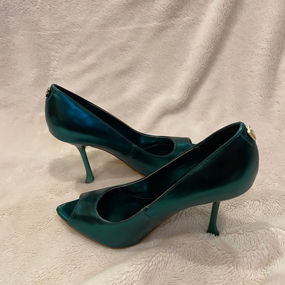 Guess Metallic Green Peep Open Toe Heels Pumps Jaane Holiday X-mas Size 7.5 - Picture 9 of 14